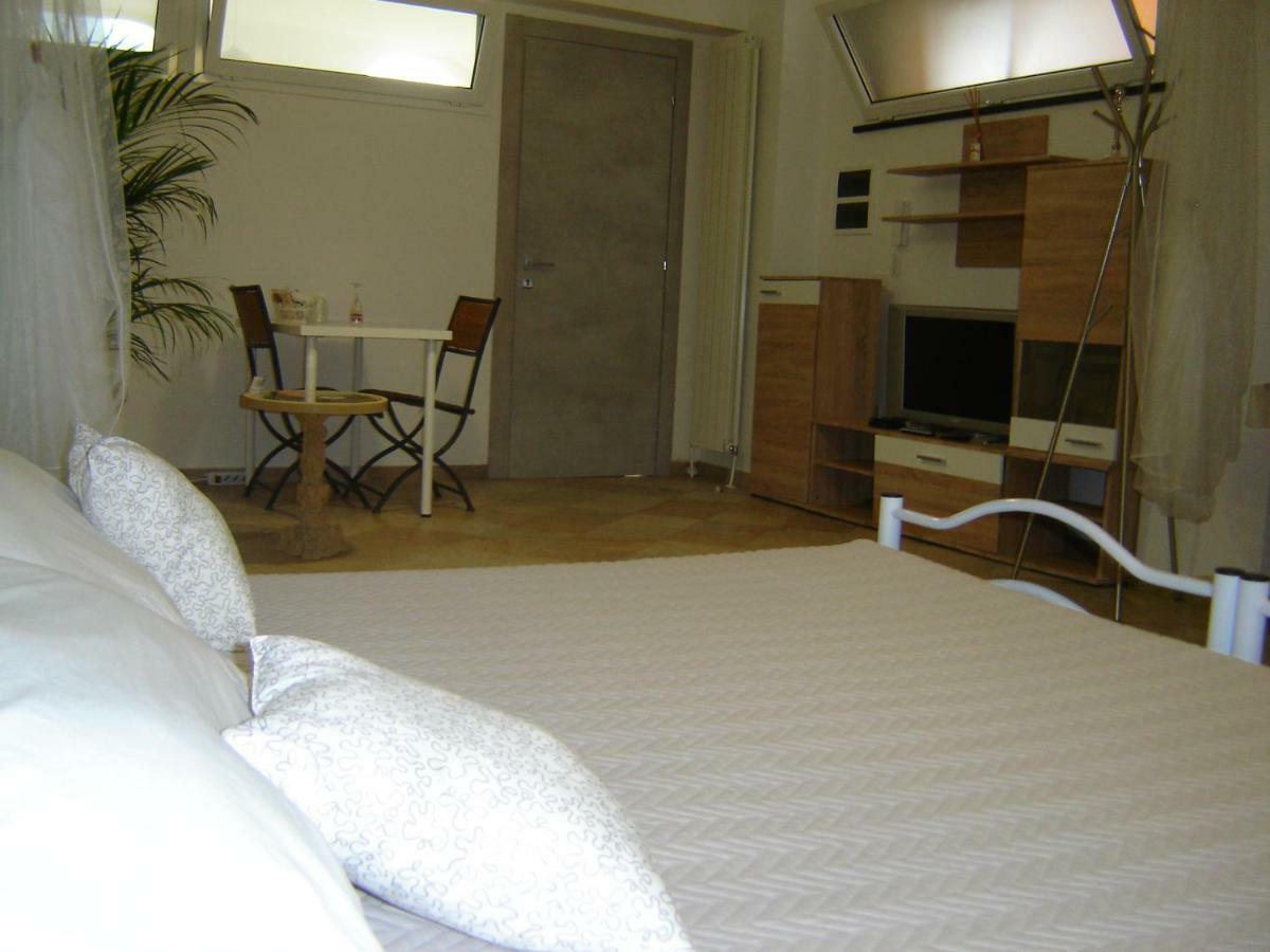 נולי La Dolce Vita B&B מראה חיצוני תמונה